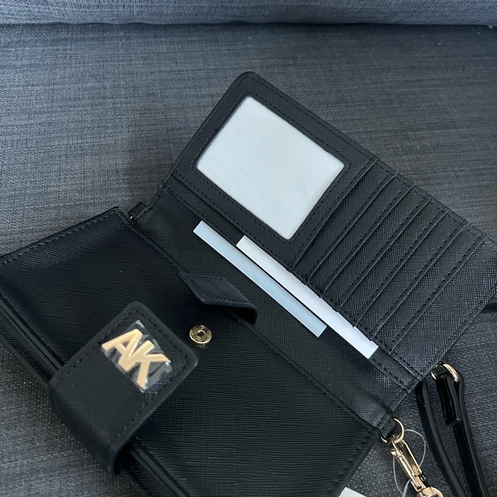 NWT ANNE KLEIN CROSSBODY MINI BAG WALLET ON A CHAIN WITH IPHONE COMPARTMENT - Picture 11 of 13